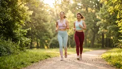 4 gewrichtsvriendelijke workouts na je 50ste die kracht en balans opbouwen